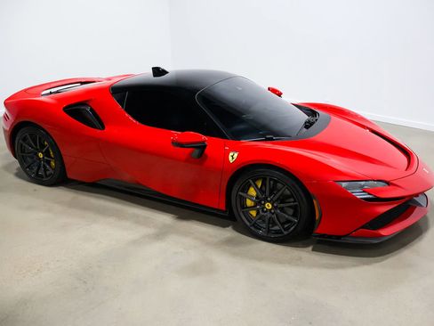 Used 2022 Ferrari SF90 Stradale AWD/4WD image 72