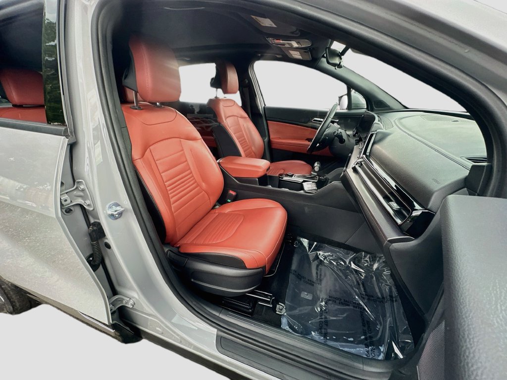 Certified 2024 Kia Sportage SX FWD image 25