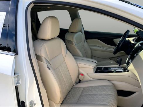 Used 2019 Nissan Murano Platinum w/ Cargo Package FWD image 8