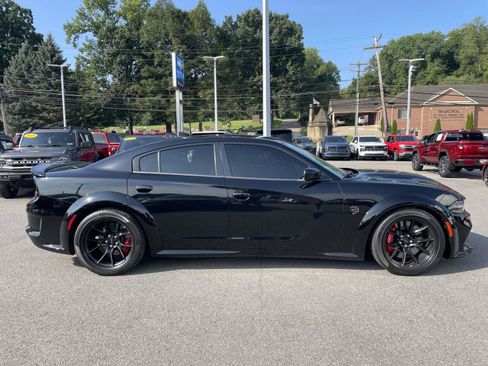 Used 2021 Dodge Charger SRT Hellcat RWD image 2