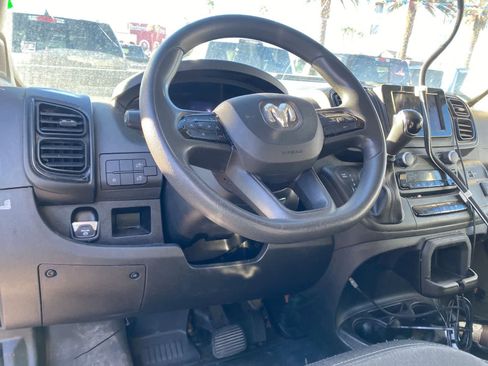 Used 2023 RAM ProMaster 3500 w/ Driver Convenience Group image 12