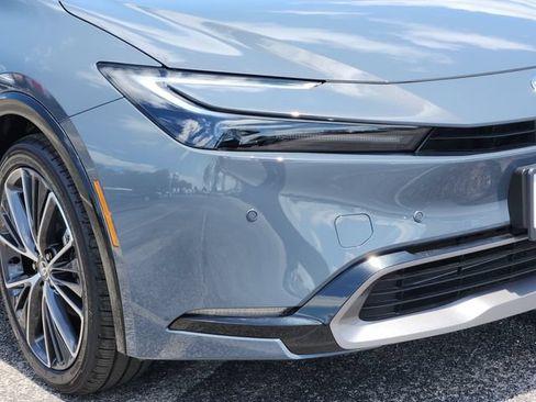 Certified 2026 Toyota Prius XLE FWD image 7