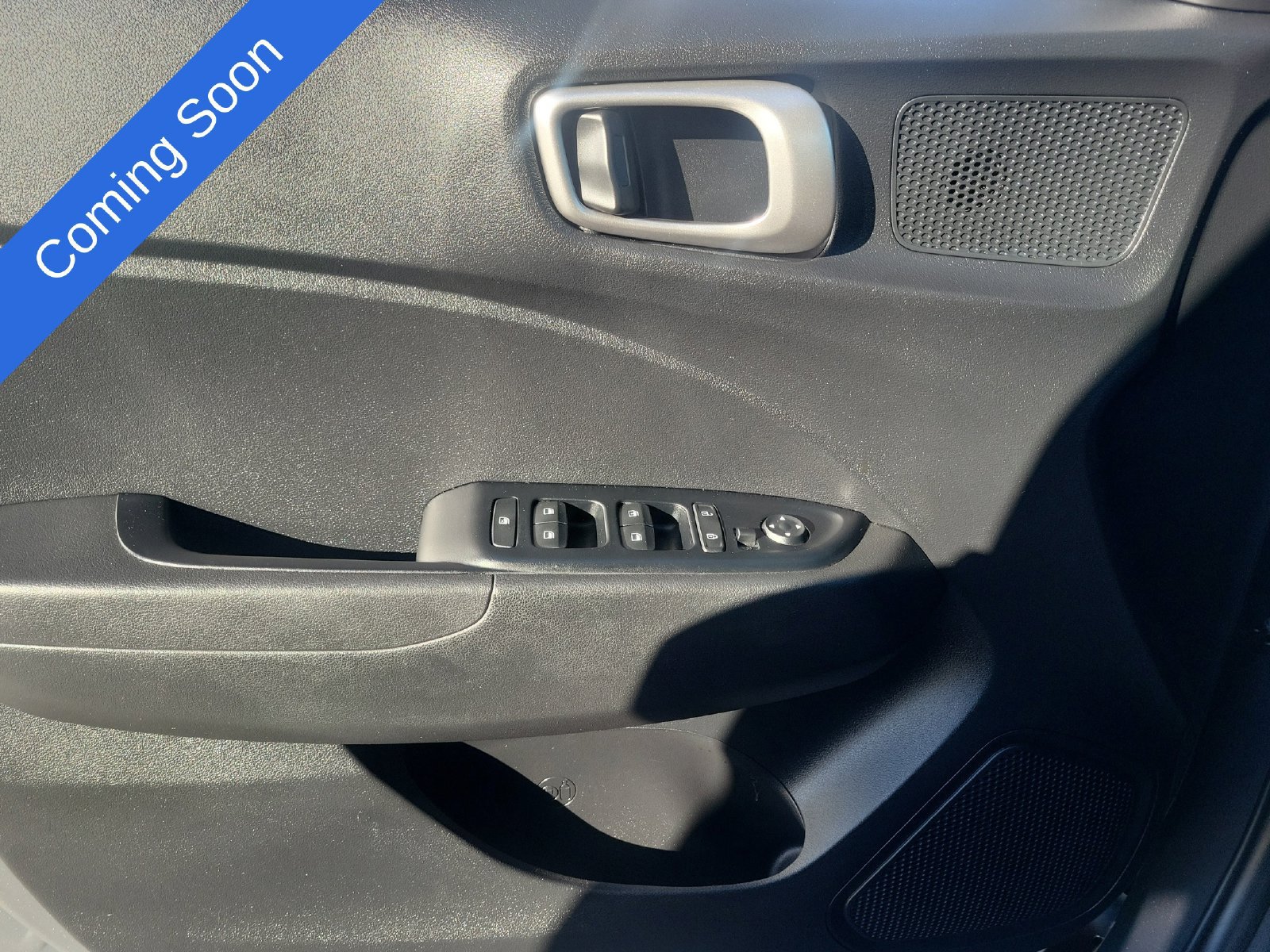 Certified 2025 Hyundai Venue SE FWD image 18