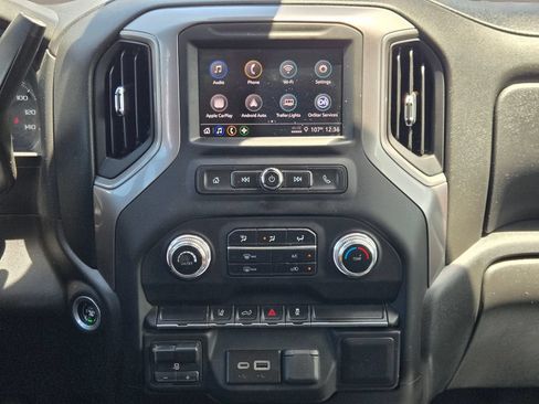 Used 2024 GMC Sierra 2500 Pro w/ Convenience Package AWD/4WD image 17
