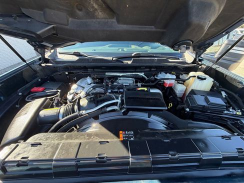 Used 2022 Chevrolet Silverado 3500 LT w/ Convenience Package image 25