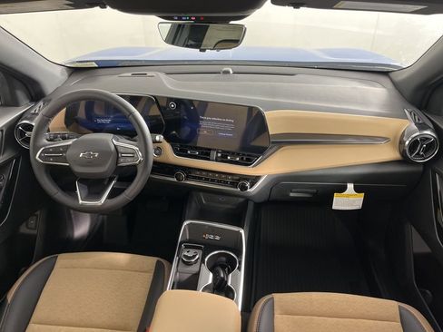 New 2026 Chevrolet Equinox ACTIV w/ Safety and Technology Package AWD/4WD image 15