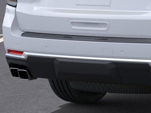 New 2026 Chevrolet Suburban High Country image 14