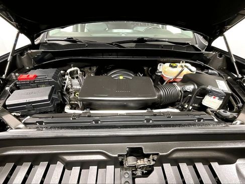 Used 2019 GMC Sierra 1500 SLT w/ SLT Convenience Package image 9