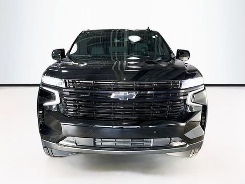 Used 2023 Chevrolet Suburban RST image 4
