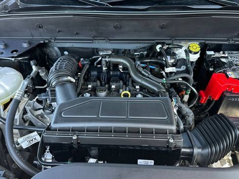 Certified 2025 Ford Bronco Sport Outer Banks w/ Outer Banks Tech Package+ AWD/4WD image 19