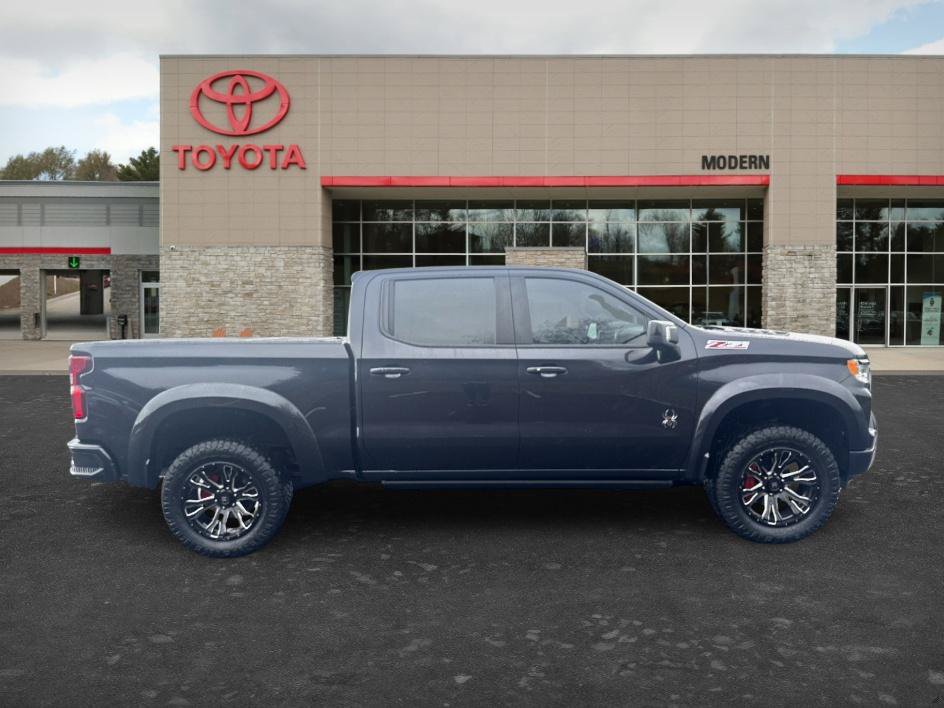 Used 2022 Chevrolet Silverado 1500 RST AWD/4WD image 4