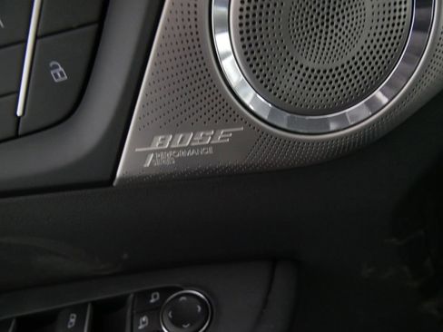 Used 2025 Buick Enclave Avenir image 15