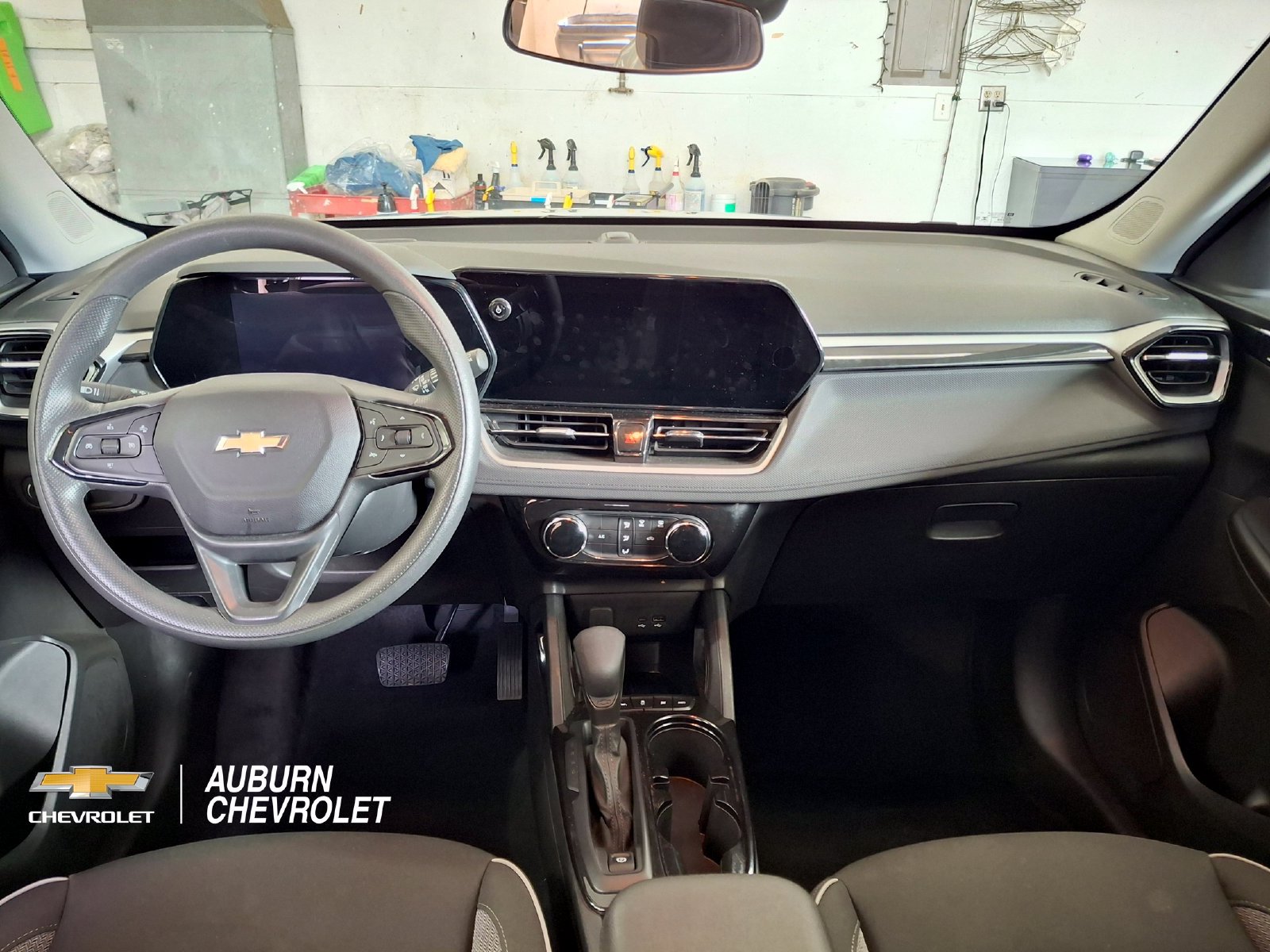 Used 2025 Chevrolet TrailBlazer LT AWD/4WD image 7