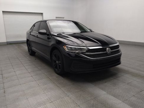 Used 2023 Volkswagen Jetta SE FWD image 13