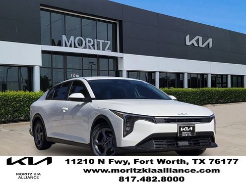 New 2026 Kia K4 FWD image 1