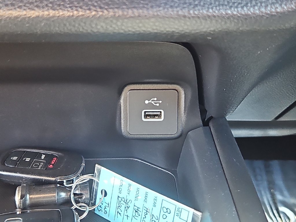 Certified 2025 Honda HR-V Sport image 16