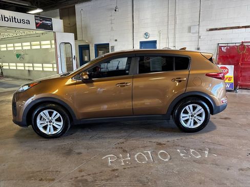 Used 2017 Kia Sportage LX FWD image 8