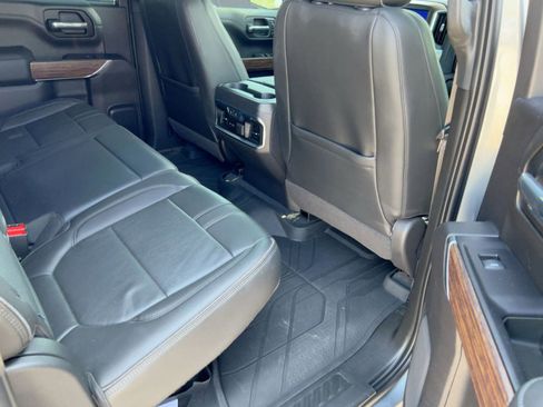 Certified 2020 Chevrolet Silverado 1500 High Country w/ Technology Package image 27