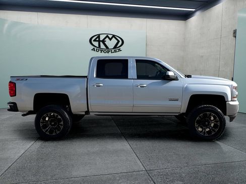 Used 2017 Chevrolet Silverado 1500 LT w/ Texas Edition AWD/4WD image 2