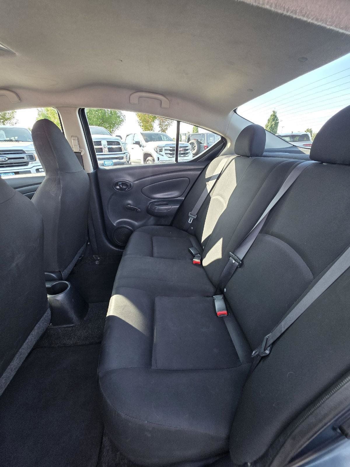 Used 2017 Nissan Versa S FWD image 11