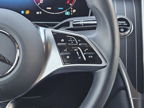 Certified 2025 Mercedes-Benz GLC 300 image 29