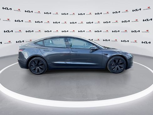 Used 2024 Tesla Model 3 Standard Range RWD image 9