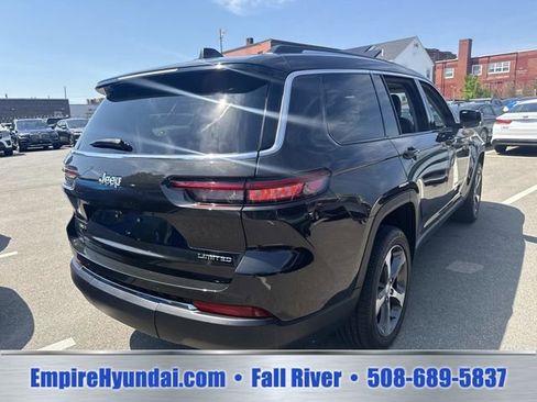 Used 2023 Jeep Grand Cherokee L Limited w/ Trailer Tow Group (B) AWD/4WD image 9