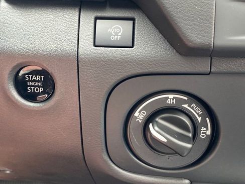 New 2026 Nissan Frontier SV AWD/4WD image 17