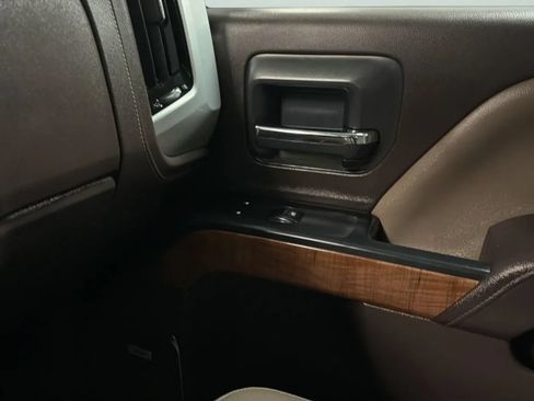 Used 2018 GMC Sierra 1500 SLT AWD/4WD image 16