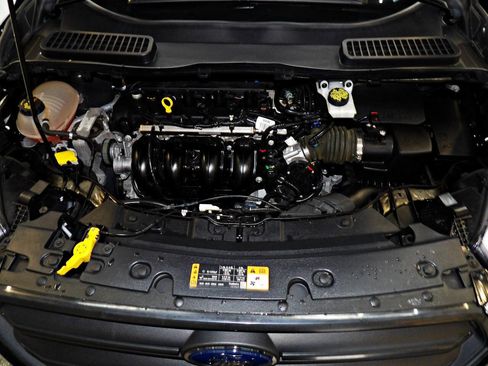 Used 2019 Ford Escape S FWD image 22