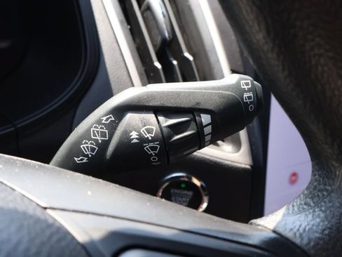 Used 2023 Ford Edge SE AWD/4WD image 19