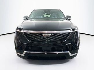 New 2025 Cadillac Escalade IQ Luxury 1 w/ Smart Trailering package video 2