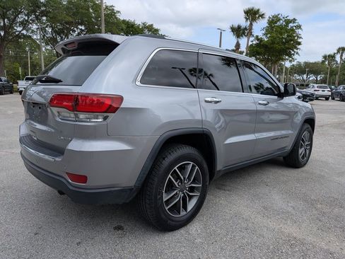 Used 2020 Jeep Grand Cherokee Limited w/ Luxury Group II image 3