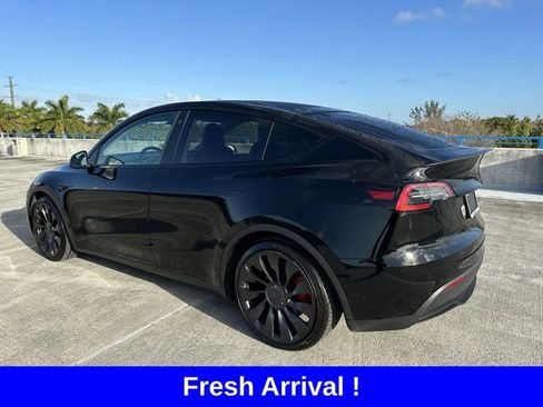 Used 2022 Tesla Model Y Performance image 16