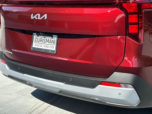 New 2026 Kia Carnival EX FWD image 5