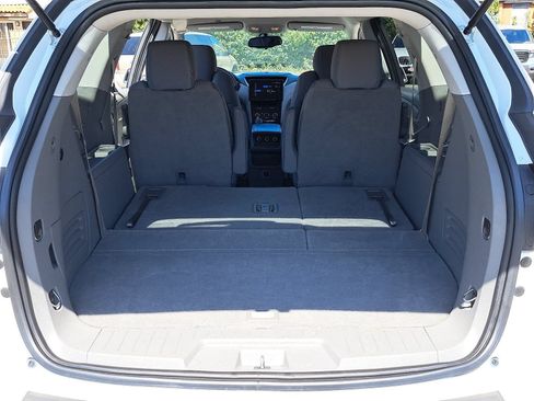 Used 2014 Chevrolet Traverse LT FWD image 14