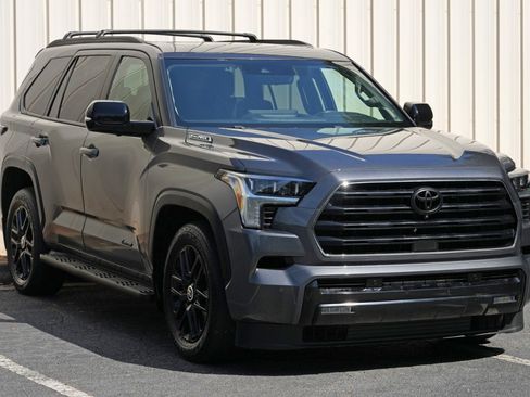 Used 2024 Toyota Sequoia Limited AWD/4WD image 58
