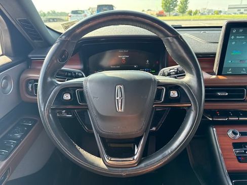 Used 2022 Lincoln Aviator Grand Touring w/ Equipment Group 301A AWD/4WD image 22