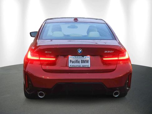 Used 2025 BMW 330i xDrive Sedan image 5