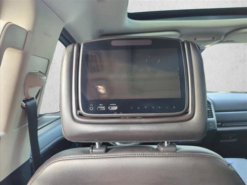 Used 2018 Ford Expedition Max Platinum image 23