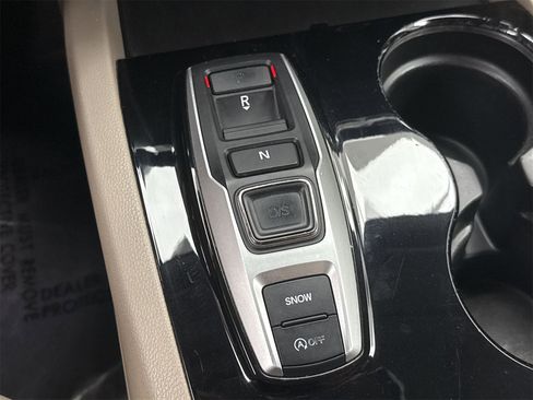 Used 2016 Honda Pilot Touring image 31