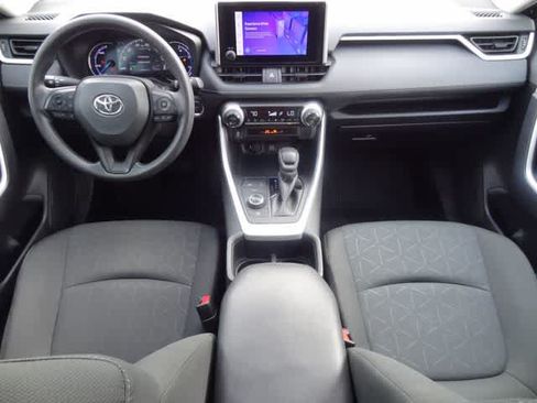 Used 2024 Toyota RAV4 XLE AWD/4WD image 11