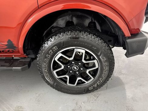 Used 2023 Ford Bronco Outer Banks AWD/4WD image 5