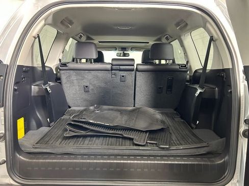 Used 2018 Lexus GX 460 w/ Navigation Package AWD/4WD image 25