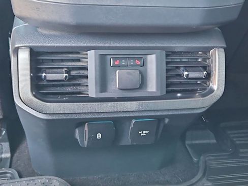 Used 2021 Ford F150 Platinum w/ Equipment Group 701A High AWD/4WD image 24
