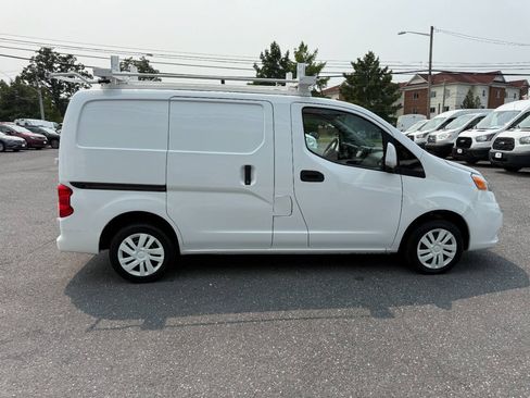 Used 2017 Nissan NV200 SV w/ Technology Package FWD image 34