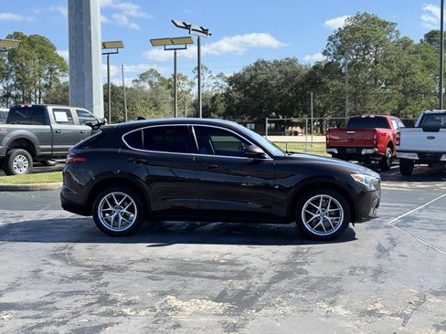 Used 2019 Alfa Romeo Stelvio Ti Lusso w/ Quick Order Package 22X Lusso image 10