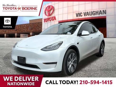 Used 2023 Tesla Model Y Long Range image 1