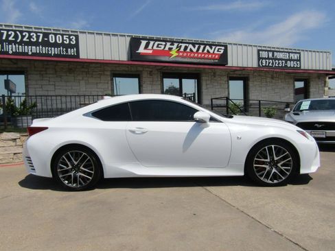 Used 2016 Lexus RC 200t RWD image 5