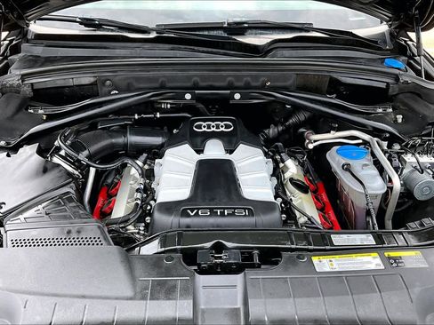 Used 2017 Audi Q5 3.0T Premium Plus w/ Technology Package AWD/4WD image 32